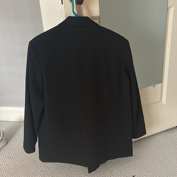 Zara Oversized Blazer - Picture 3 of 3